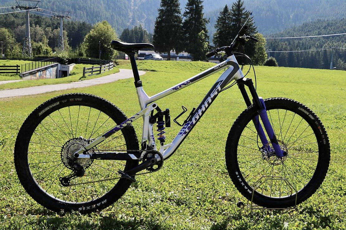Mountain Bikes For sale Online